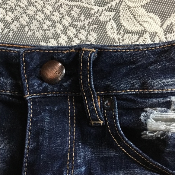 AE | Hi Rise Shorts - Picture 3 of 6